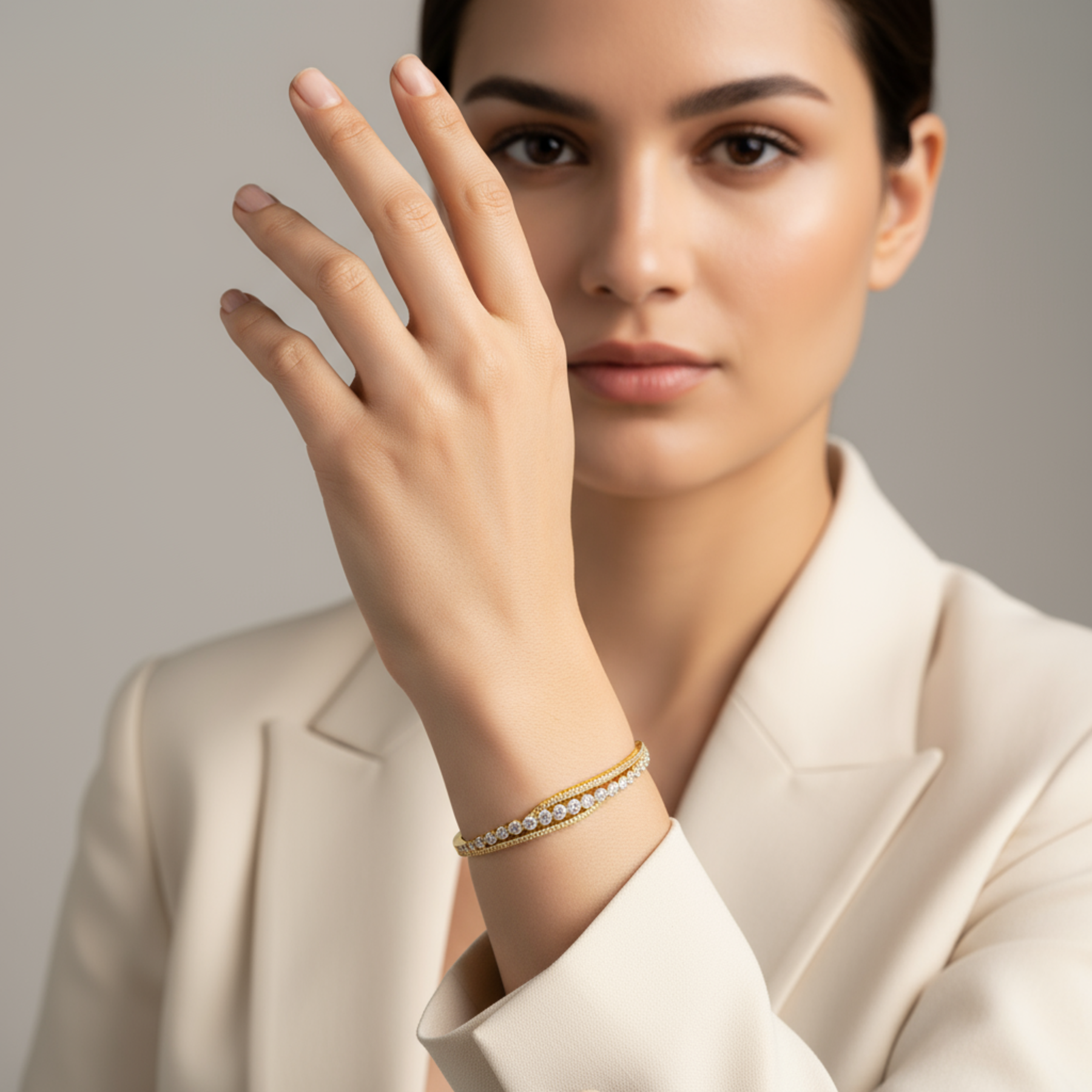 Unique Round Shape Lab Grown Diamond Designer Bangle