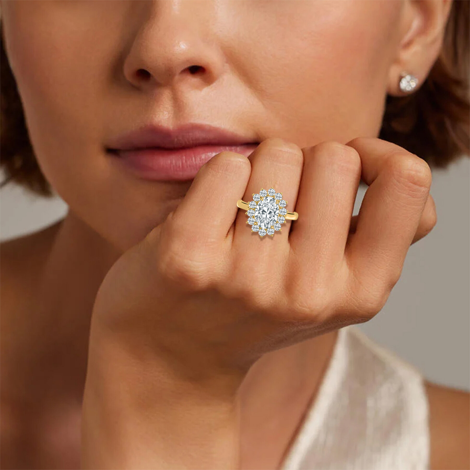 Unique Oval Shape Halo Diamond Engagement Ring