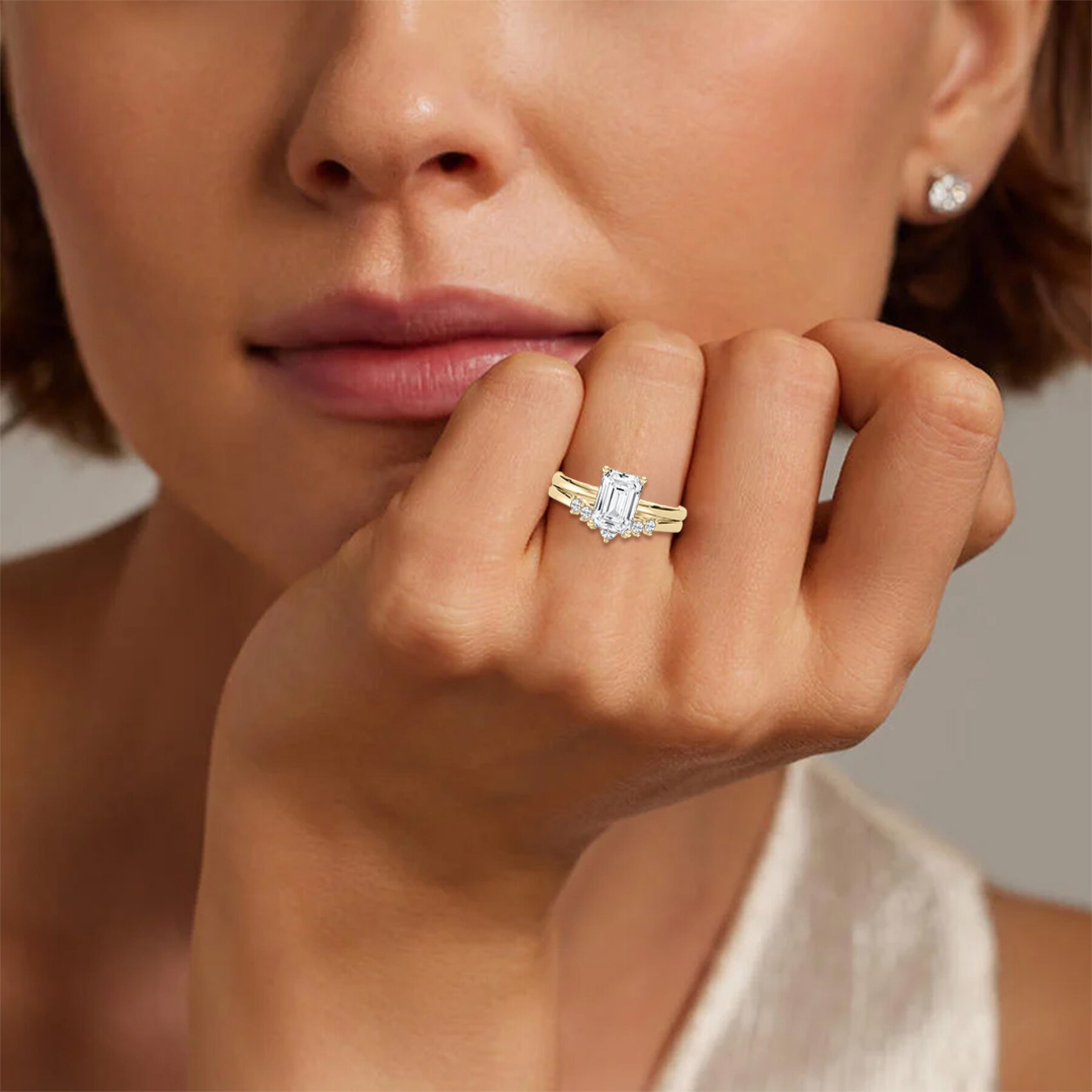 2 Carat Emerald Shape Lab Grown Diamond Bridal Set Ring