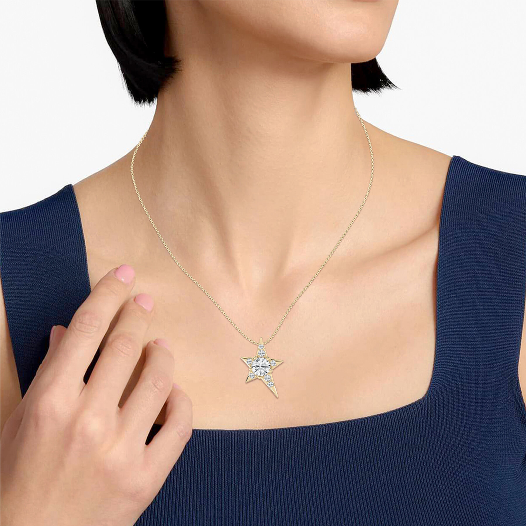 Round Diamond Super Nova Fashion Pendant